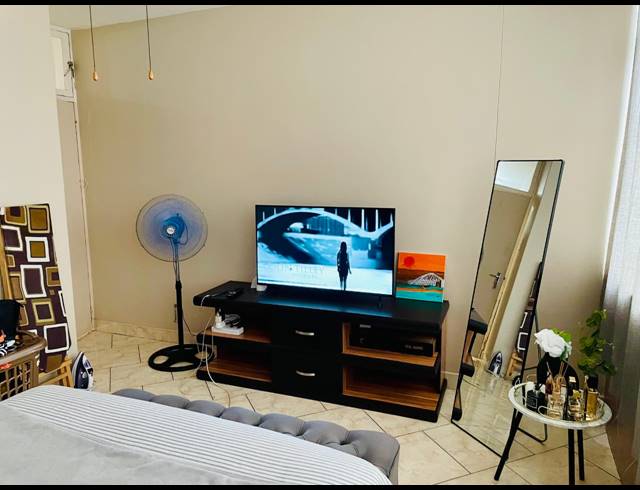 2 BEDROOM APARTMENT BLOCK FOR SALE IN SOUTH BEACH